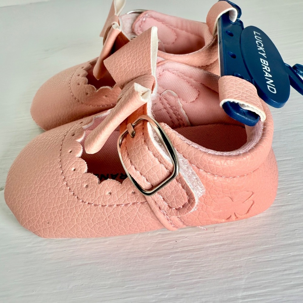 Lucky Brand MaryJane Baby Crib Shoes Blush,Faux Leather,Bow,Infant(2)3-6 MTHS - Picture 9 of 9
